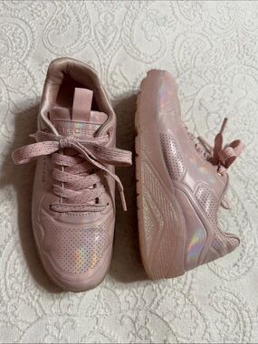 Skechers Kids Size 3 Youth Girls Pink Iridescent Chunky Sneakers